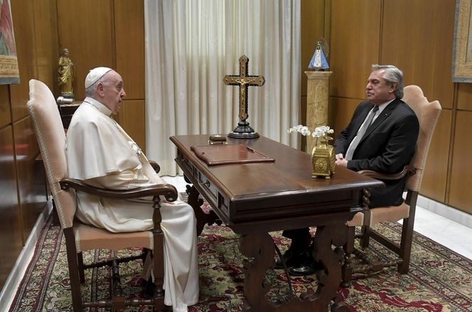 Światowi przywódcy u boku papieża Franciszka