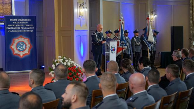 Kryształowe serca dla policjantów z całego regionu