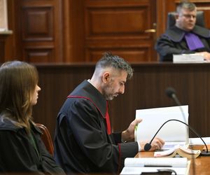 Proces Dawida Mirkowskiego o zabójstwo na Nowym Świecie. Ja go, k***a, pociąłem!