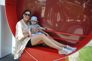 Serce i scyzoryk obok Kieleckiego Centrum Kultury