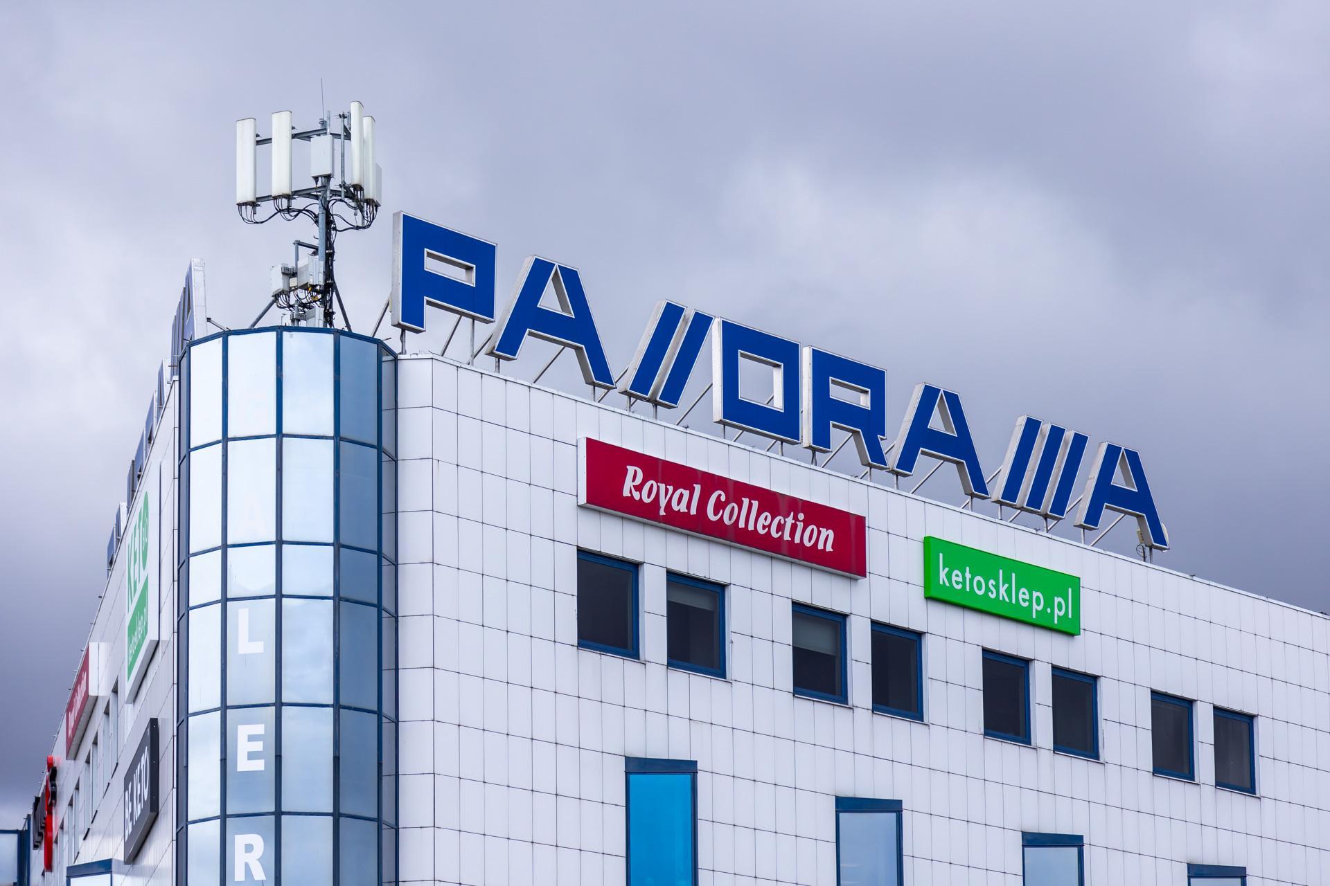Centrum handlowe Panorama w Warszawie - tak wyglądał luksus lat 90. Zobacz zdjęcia