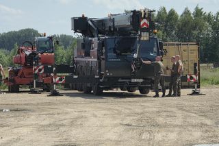 Tajemniczy kontener z bronią i amunicją na Podkarpaciu. W Laszkach pracują służby
