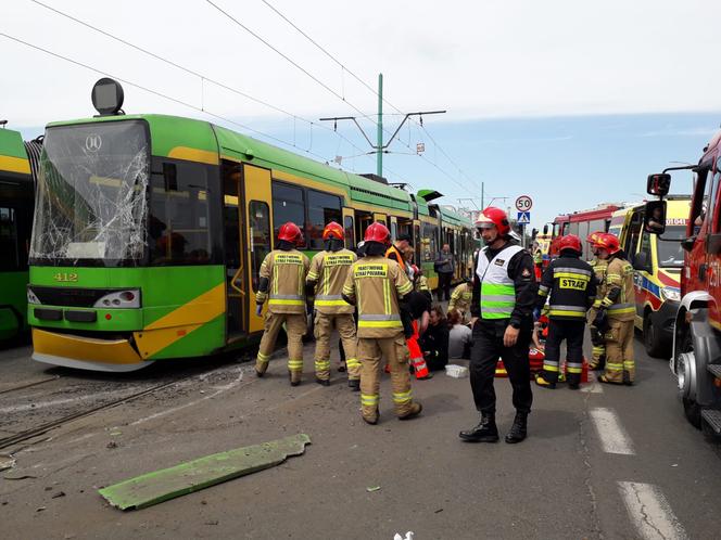 Zderzenie tramwajów w Poznaniu! Kilkanaście osób zostało rannych!