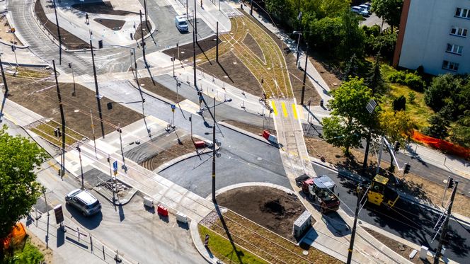 Tramwaj na Stegny w Warszawie w przeddzień otwarcia
