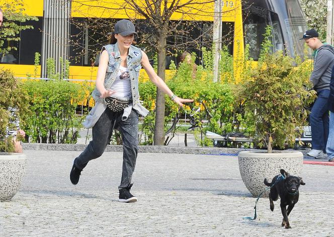 Agnieszka Włodarczyk i pieski