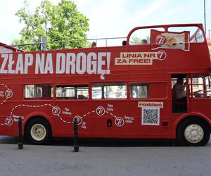 Czerwony autobus linii 7Days już na ulicach Lublina!