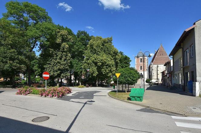 Te miasta zamieszkuje najmniej osób. Niektóre wsie mają większą liczbę mieszkańców!