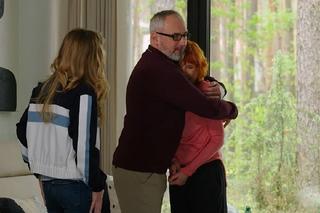 M jak miłość. Sylwia (Hanna Turnau), Adam (Jacek Kopczyński), Ola (Ewa Kolasińska)