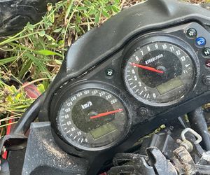 Śmiertelny wypadek w Warszawie. Nie żyje motocyklista. Licznik zatrzymał się na 260 km/h