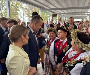 Koło Gospodyń Wiejskich w Puszynie na Dożynkach Prezydenckich w Warszawie