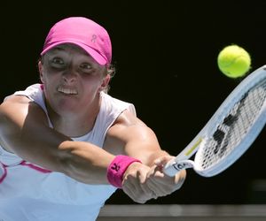 Iga Świątek była na łopatkach, ale ograła Danielle Collins! Australian Open Świątek - Collins Relacja na żywo WYNIK 