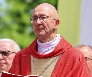 Wymowne słowa arcybiskupa Galbasa po skandalu w diecezji sosnowieckiej. Dziękował księżom