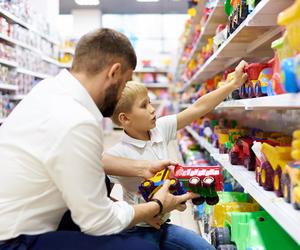 Bezpieczne zabawki dla dziecka. Pediatra mówi, na co zwracać szczególną uwagę przy zakupie