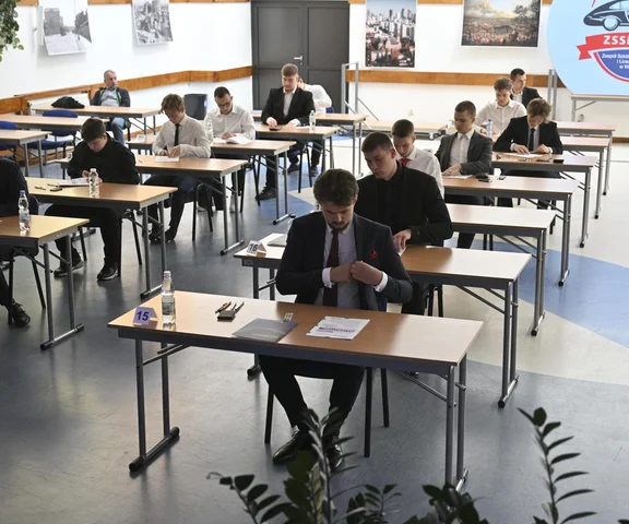 Matura z matematyki! Niektórzy już skończyli! Są pierwsze komentarze