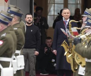 Powitanie prezydenta Ukrainy pod Pałacem Prezydenckim