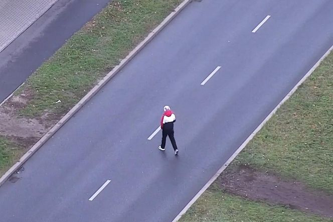 W tym miejscu bydgoscy policjanci obserwowali pieszych z drona. Posypały się mandaty