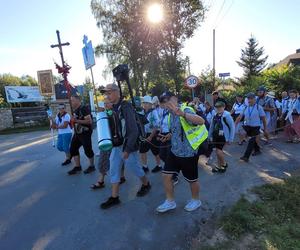 Wędrówka zakończona! Pierwsze grupy z woj. lubelskiego wchodzą już na Jasną Górę! 