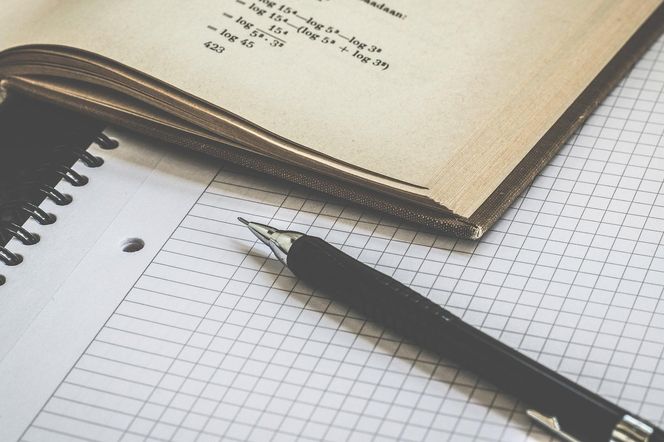 Egzamin ósmoklasisty 2025: matematyka. Ile trwa? Przecieki, arkusze CKE, odpowiedzi z matematyki E8