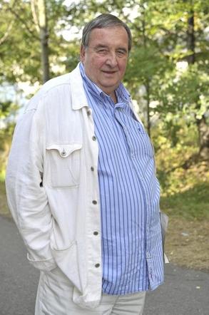 Syn Krzysztofa Kowalewskiego nie może przylecieć na pogrzeb taty.