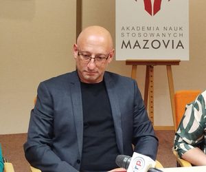 Akademia Nauk Stosowanych Mazovia prowadzi rekrutację uzupełniającą na nowy kierunek studiów – psychologię!