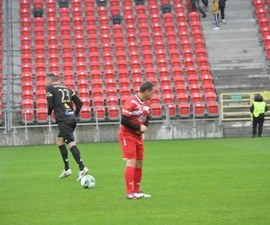 W Tychach grają gwiazdy światowego futbolu. Najpierw był pokazowy trening z młodzieżą