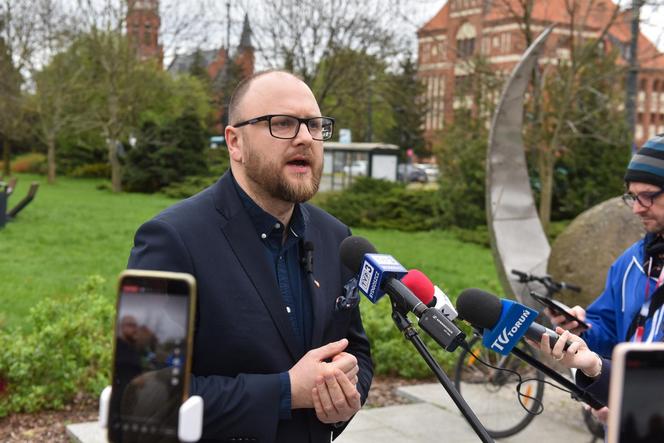 Paweł Gulewski z Torunia deklaruje: Nie będę chodził do ojca Rydzyka