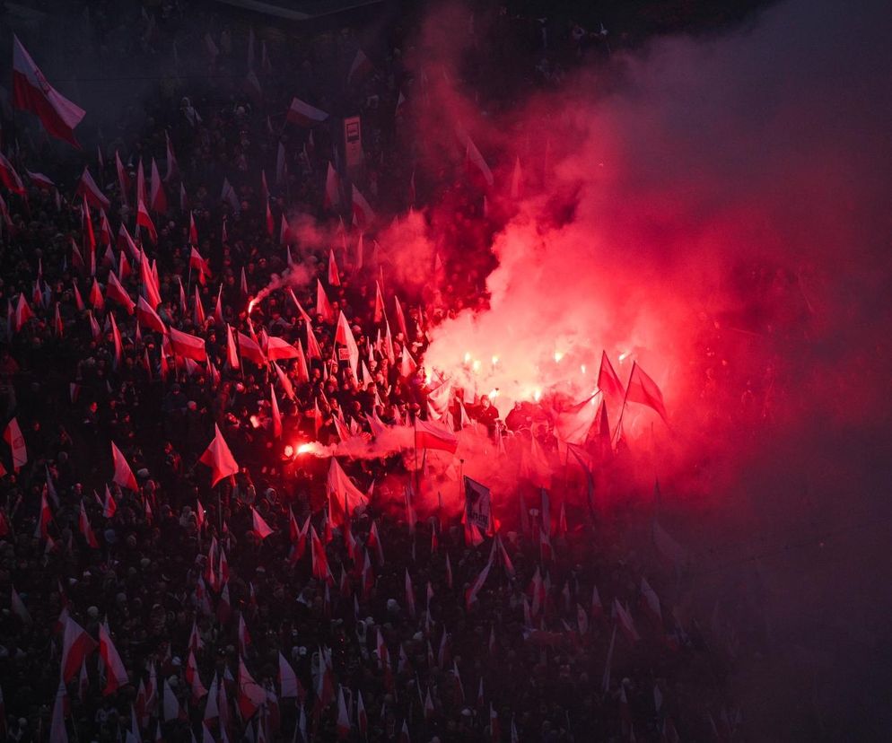 Marsz Niepodległości przeszedł ulicami Warszawy. Zobacz galerię