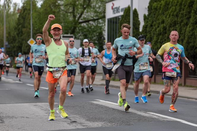 Wings for Life 2023. Tysiące biegaczy na ulicach Poznania