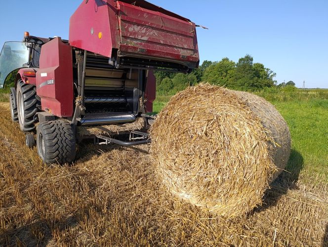 Tragiczne żniwa na Mazowszu. Rolnik wciągnięty przez maszynę.