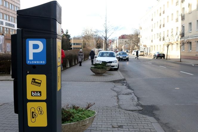  Strefa Płatnego Parkowania w Warszawie. Cud na Mokotowie. Tak wyglądał pierwszy dzień po włączeniu parkometrów