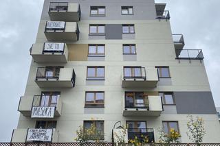 Balkonowy protest w Warszawie