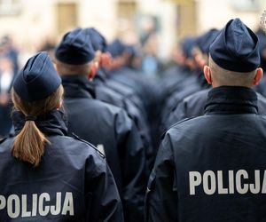 Policjantki i policjanci złożyli ślubowanie. 126 funkcjonariuszy zasiliło śląski garnizon