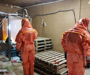 Zlikwidowali fabrykę śmierci pod Pruszkowem. 800 kilogramów środków odurzających warte miliony złotych