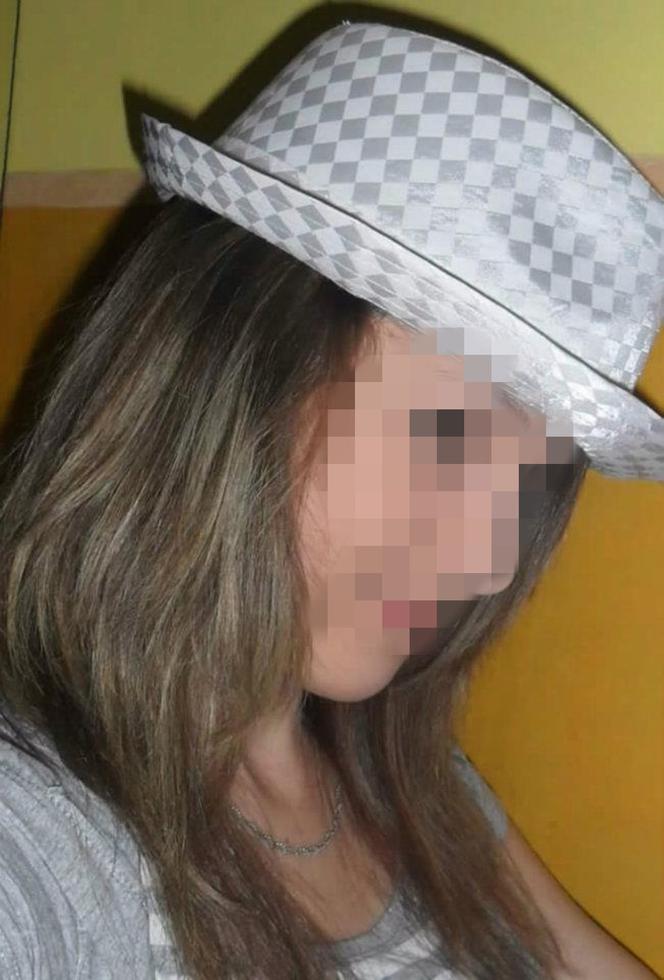 Obudziła się przy martwej mamusi