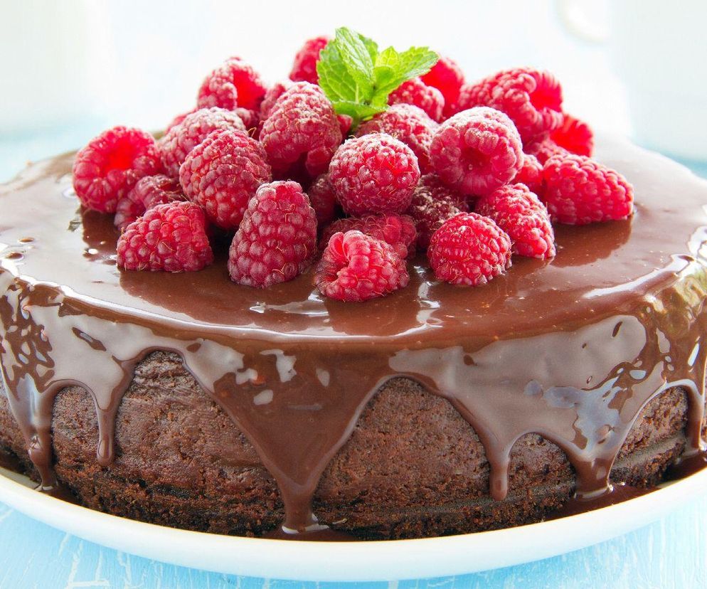 ciasto czekoladowe z malinami