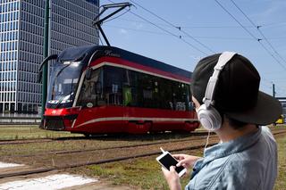 Pieszy wpadł na tramwaj w Katowicach. Dostał za to wysoki mandat