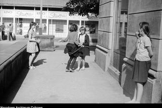 QUIZ PRL. Gry i zabawy dziecięce w Polsce ludowej