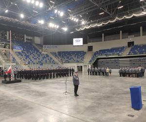 Zaprzysiężenie nowych policjantów