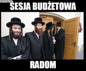 MEMY o Radomiu