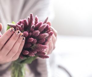 Śliwka na paznokciach to najmodniejszy manicure nadchodzącej jesieni