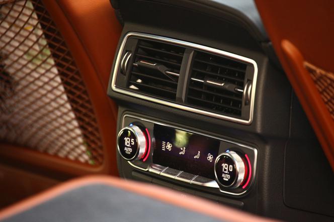 wnętrze Audi Q7 druga generacja