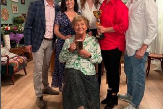 M jak miłość. Teresa Lipowska (Barbara), Marcin Mroczek (Piotrek), Katarzyna Cichopek (Kinga), Dominika Kachlik (Franka), Małgorzata Pieńkowska (Marysia), Rafał Mroczek (Paweł)