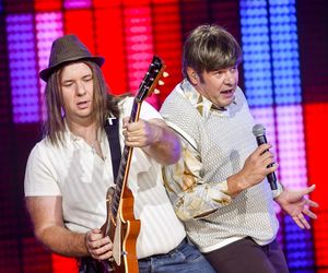 Tomasz Karolak - buntownik i prowokator. Wyznania o zarobkach i szmańskich obrzędach budzą skrajne emocje