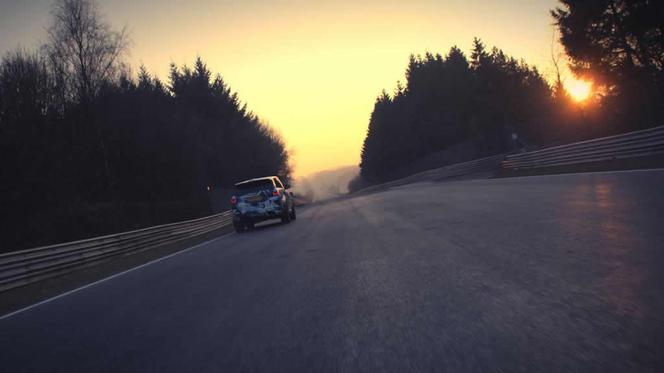 Range Rover Sport SVR na torze Nurburgring