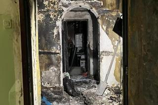 Potężny pożar odebrał Alinie i Henrykowi cały dobytek. Mężczyzna wciąż walczy o powrót do zdrowia