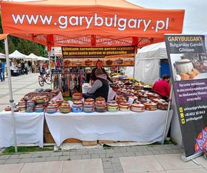 Stoiska wystawców podczas Jarmarku św. Stanisława można odwiedzać w godz. 10.00-18.00 w dn. 10 i 11 maja