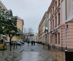 Pierwszy śnieg w tym sezonie! Lublin jest ukryty pod zimową pierzynką 