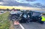 Wypadek na dk17 w woj. lubelskim. BMW czołowo zderzyło się z mercedesem