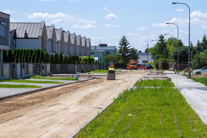 Utrudnienia spowodowane budową nawierzchni dwóch ulic w Łukowie potrwają kilka dni