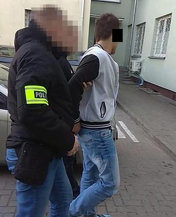 Pobicie 18-latka. Zatrzymano dwie osoby